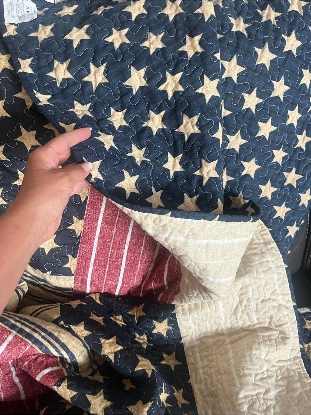 Ralph Lauren Style Stars & Striped Quilt - Queen - Navy, Cream, Red + 2 Shams
